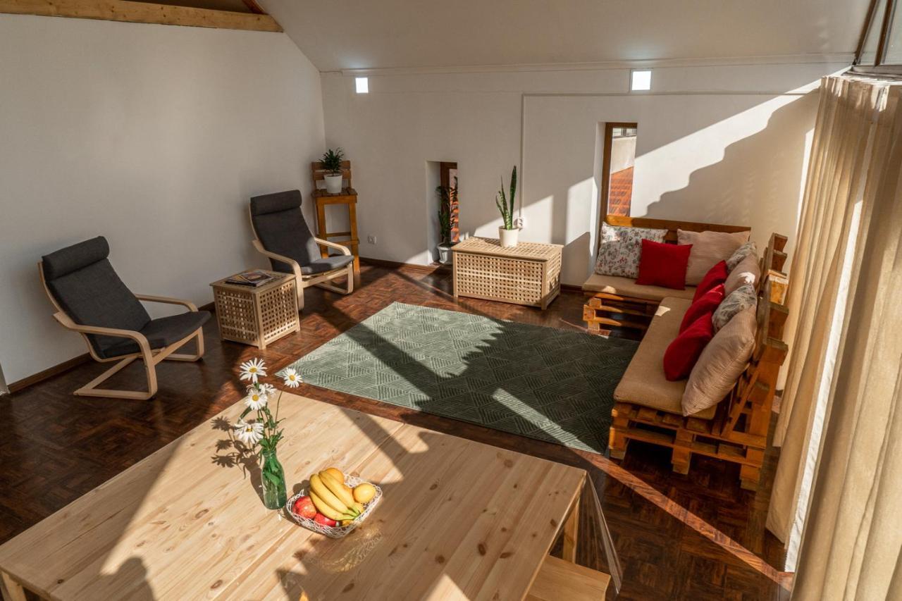 Modern Loft Lighthouse Hostel Karakol Exterior photo
